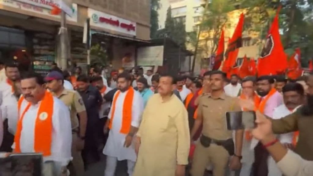 Maharashtra Breaking News : ठाण्यात ठाकरेंची शिवसेना आणि मनसेच्या मोर्चाला सुरूवात! भास्कर जाधव, राजन विचारे सहभागी