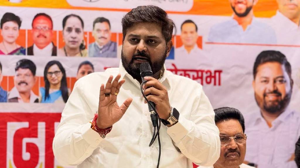 Dombivali politisc dipesh mhatre BJP Shivsena thackeray group ravindra chavan Dombivali politisc dipesh mhatre BJP Shivsena thackeray group ravindra chavan