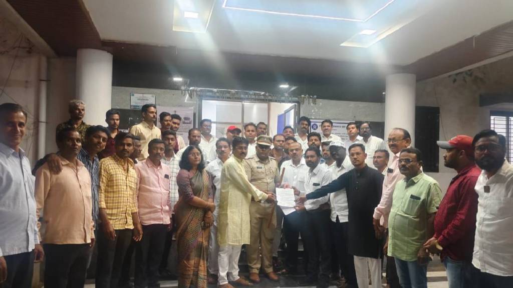 Thieves take advantage of Diwali holidays; yavatmal Citizens demand security from police Thieves take advantage of Diwali holidays; yavatmal Citizens demand security from police
