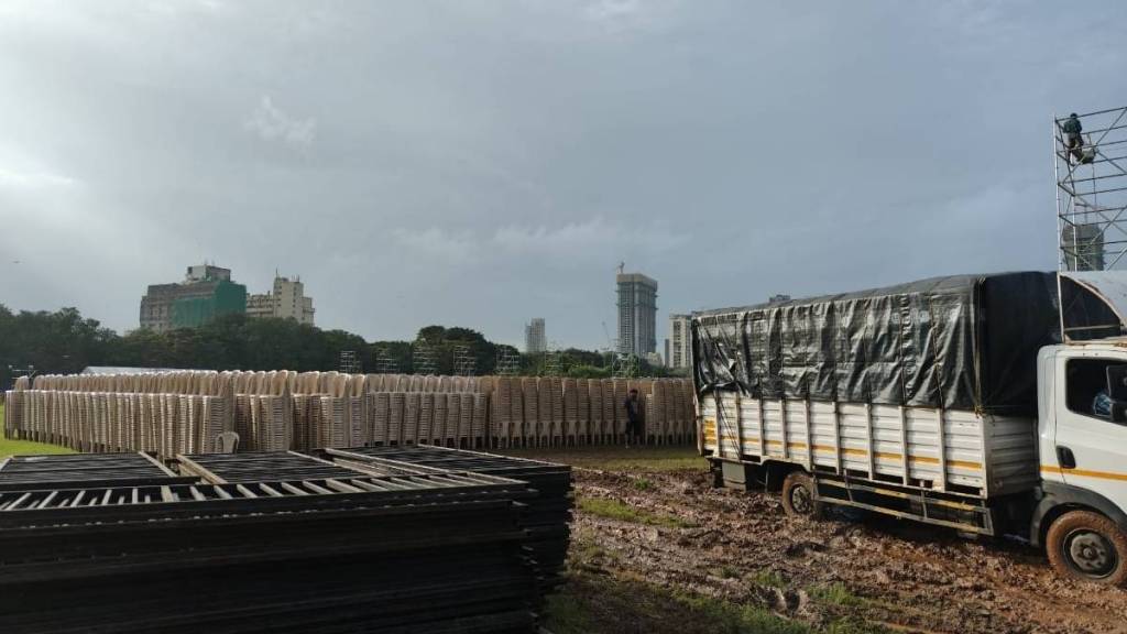 There is no Dussehra gathering at Azad Maidan and no Ramleela