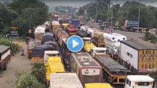 NH 44 highway blocked for 10 hours as  Bacchu Kadu Farmers Protest Nagpur halts traffic