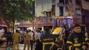 Fire breaks out at Bata showroom in Crawford Market
