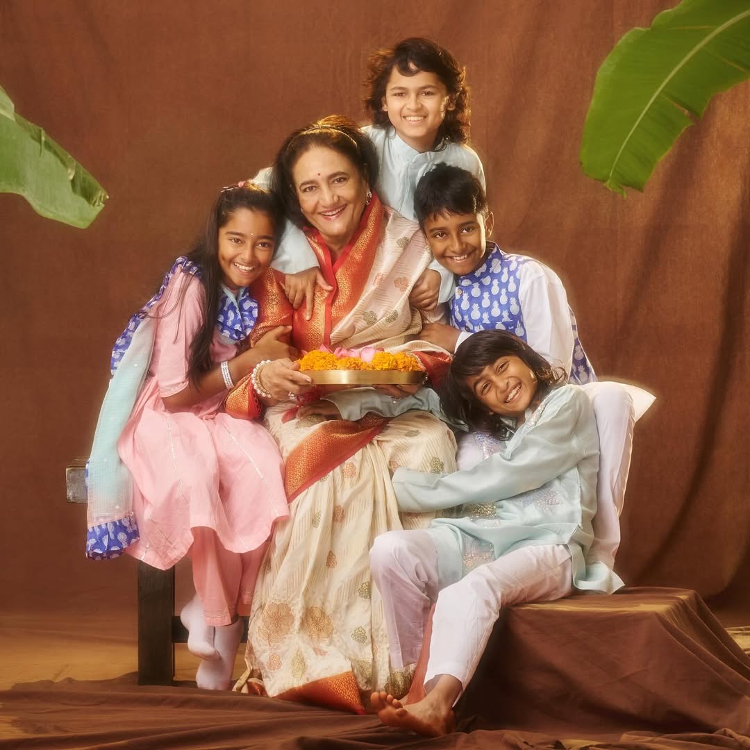 Genelia Deshmukh Mother-In-Law Happy Birthday