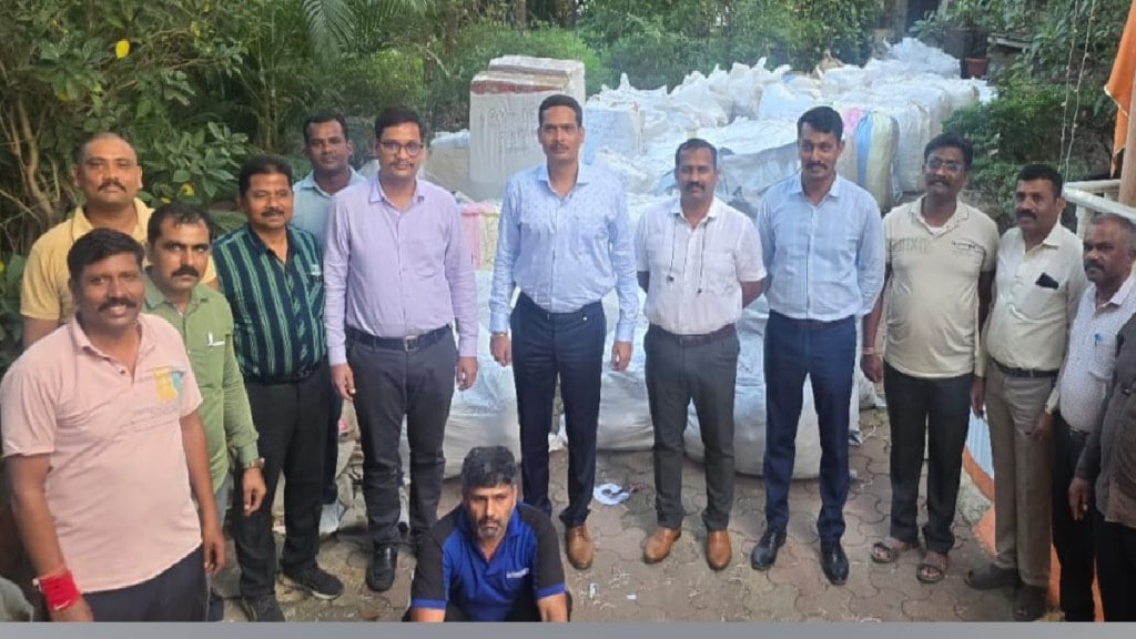 Gutkha worth 87 lakhs brought from Gujarat seized at Gandhar bridge in Kalyan