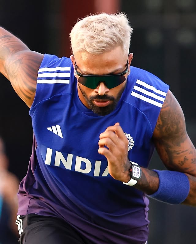 Hardik Pandya New GF