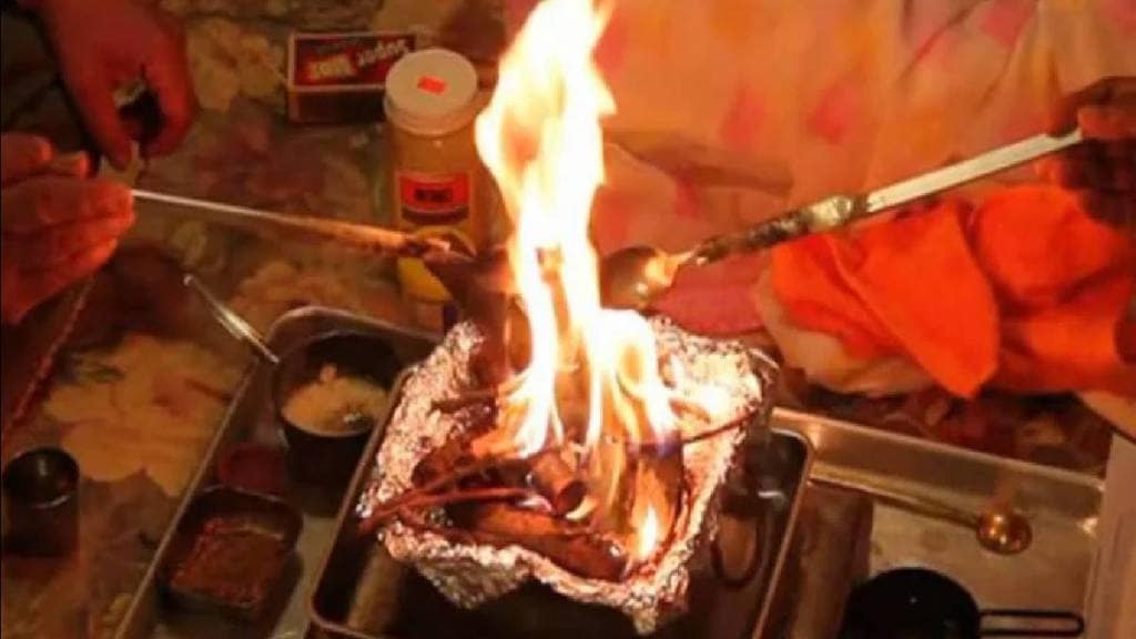 A woman died after her clothing caught fire while pouring ghee into a havan kunda in Dombivli
