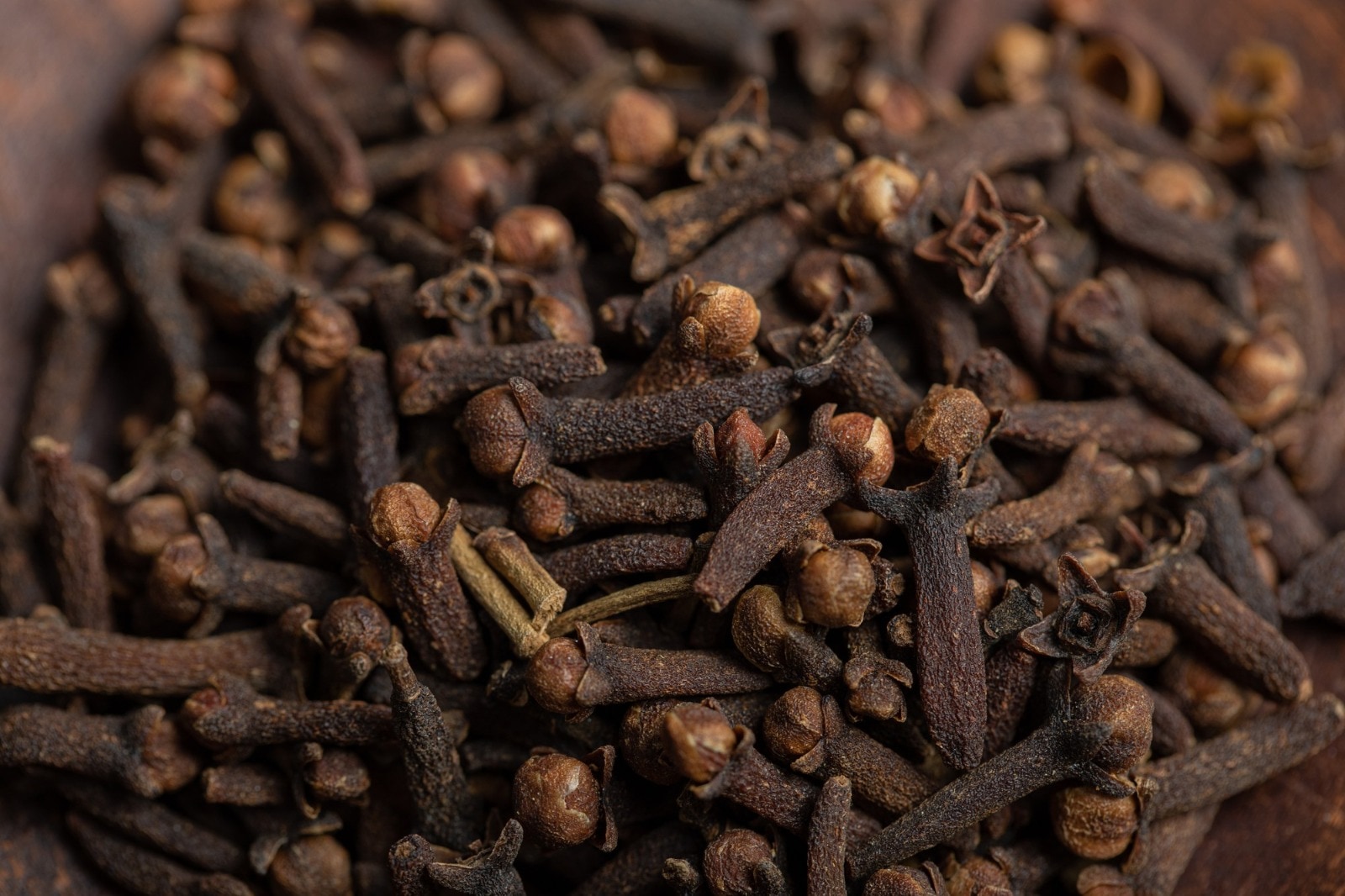 Hot Clove Water Health Benefits