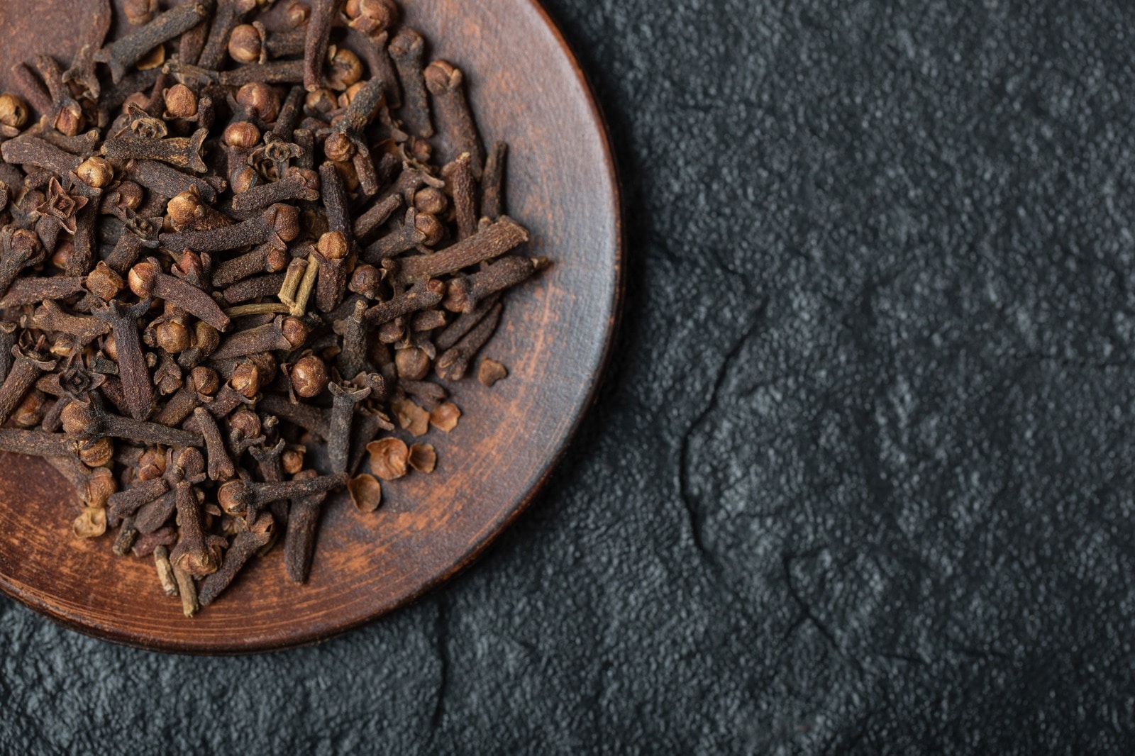 Hot Clove Water Health Benefits