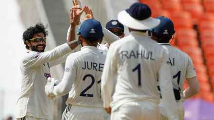 IND vs WI 1st Test Day 3 Live Updates in marathi Ravindra Jadeja Century Dhurv Jurel