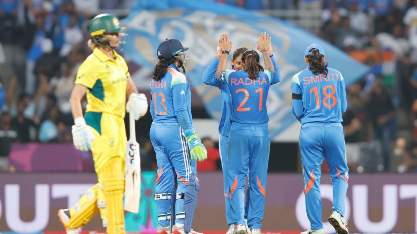 India defeated Australia women cricket world cup