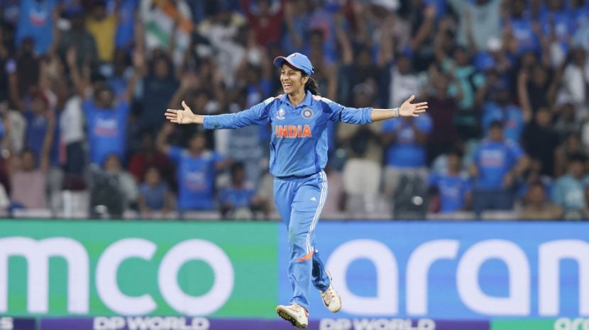 India defeated Australia women cricket world cup
