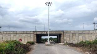 Jalgaon bypass Road exit point risk of accidents street light issue