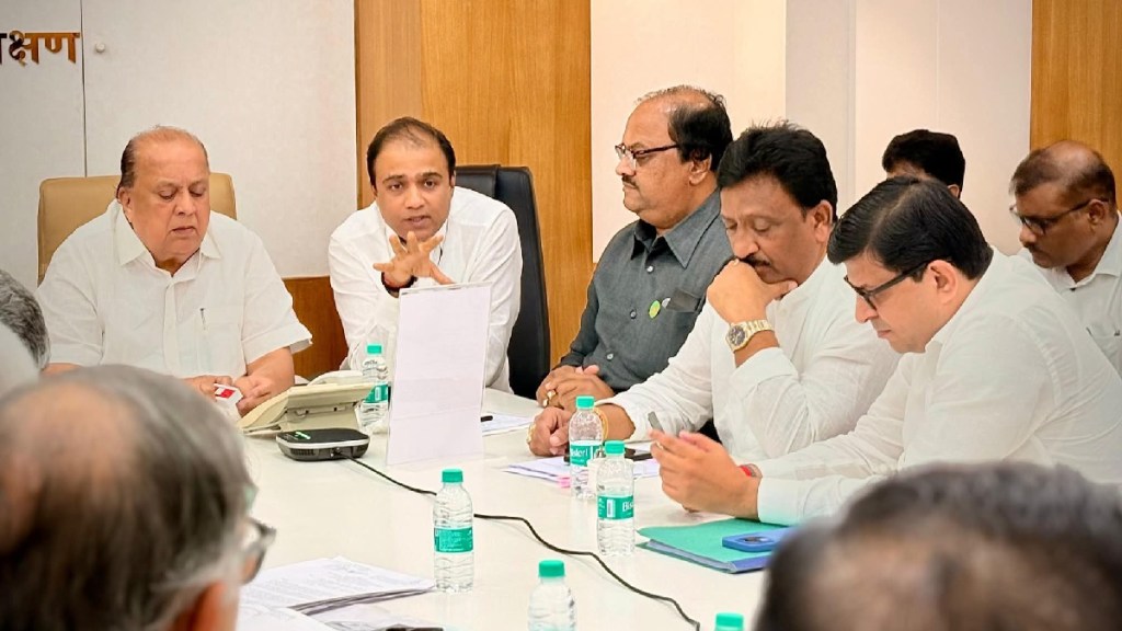 Mahatma Gandhi Institute of Medical Sciences Sevagram MLA criticize hospital management