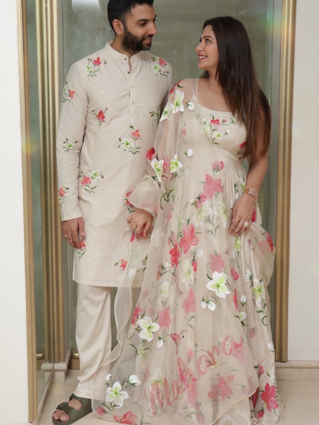 Malvika Raaj daughter name mahara 