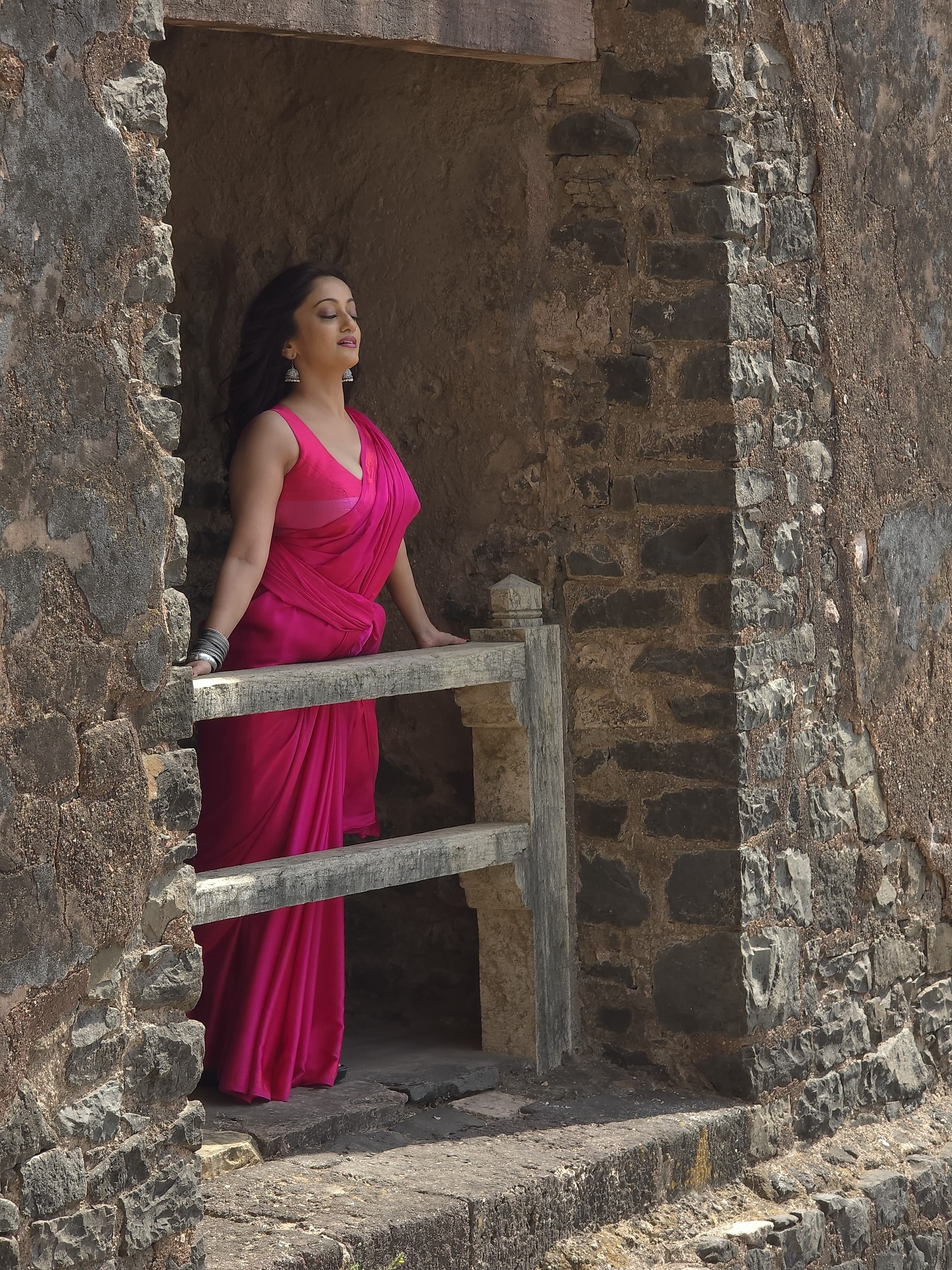 Manasi Naik Sakaal Tar Hou Dya Movie