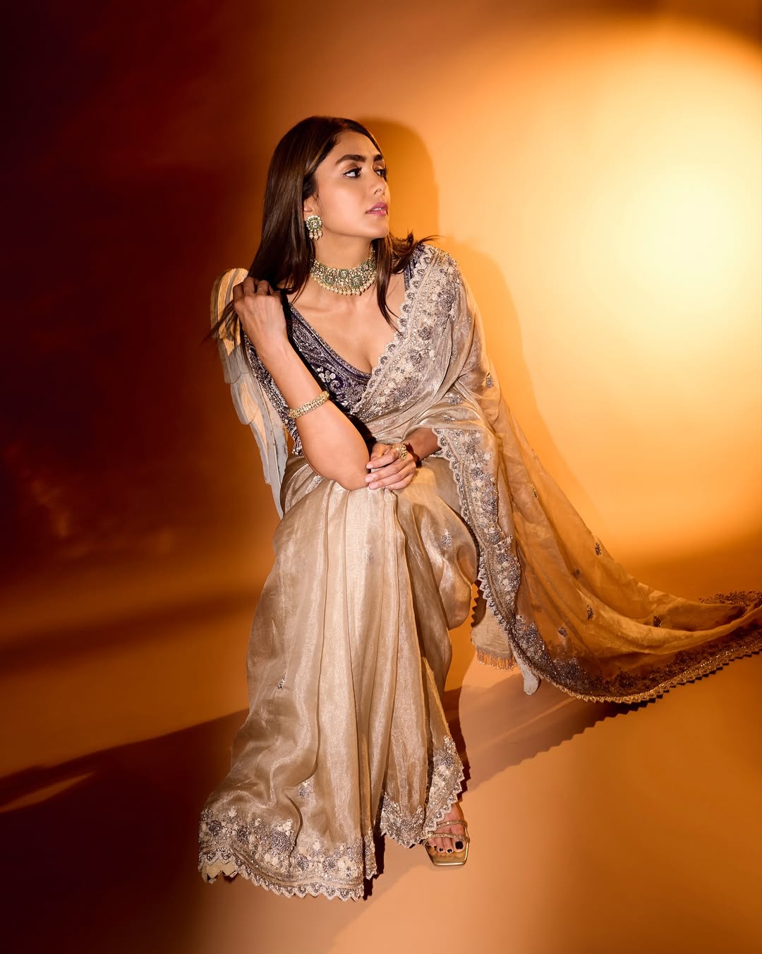 Mrunal Thakur Golden Saree Look