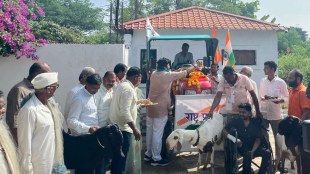 Nagpur Farmers Rally Bacchu Kadu Maha Elgar Protest Tractor MSP Divyang Internet Warning Government