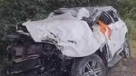  Nashik Yeola accident fortuner crash three shirdi devotees killed