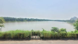 Environmentalists oppose Navi Mumbai DPS Lake Flamingo Habitat Protection Protest