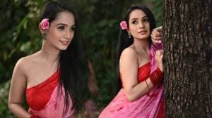 Photos: गुलाबी साडी, वन शोल्डर ब्लाऊज… ; ‘लक्ष्मी निवास’ मालिकेतील जान्हवीचा मॉडर्न अंदाज