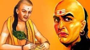 तुमच्या जवळचा माणूस खरा आहे की खोटा? चाणक्य नीतीनुसार व्यक्तीला ओळखण्यासाठी ‘हे’ चार मार्ग