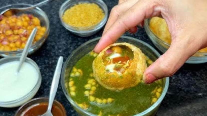  Amazing benefits of eating Panipuri 