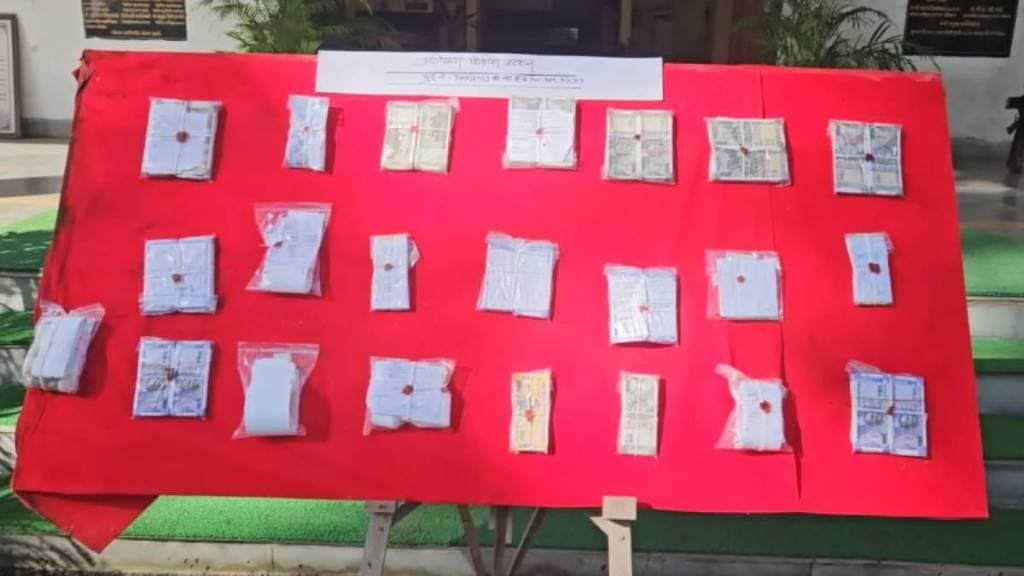 fake currency Alibaug, counterfeit notes Raigad, Alibag police arrest, fake currency Raigad district, counterfeit currency printing, Bhushan Patange arrest,
