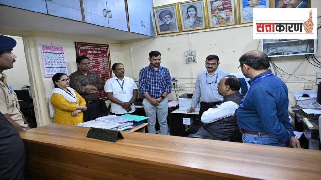 Nagpur corruption, Sub Registrar office Nagpur, Chandrashekhar Bawankule investigation, Devendra Fadnavis governance, Maharashtra government, public administration corruption India, anti-corruption initiatives Nagpur,