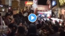 बापरे! मुंबईकरांनो दादरला खरेदीला जाताय? थांबा… ‘हा’ धक्कादायक VIDEO पाहून पायाखालची जमीन सरकेल