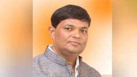 shiv sena leader vaman mhatre shiv sena leader vaman mhatre