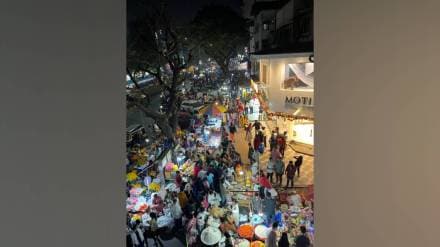 vashi hawkers traffic jams blocking main road breaking rules vashi hawkers traffic jams blocking main road breaking rules