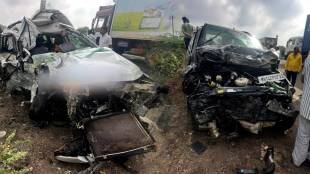 dharashiv car accident four deaths