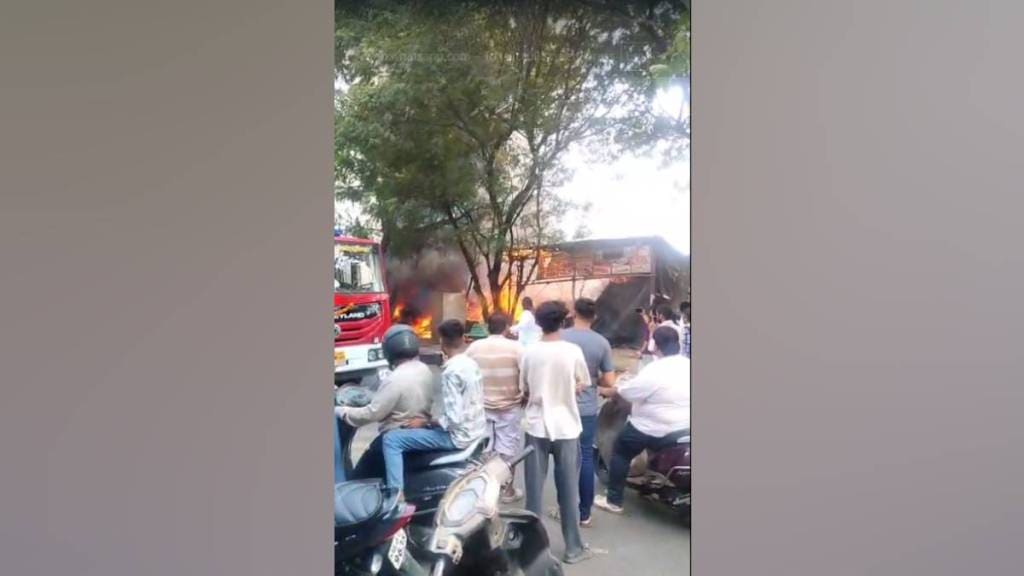 massive fire broke out at furniture shop in RJ nagar virar east