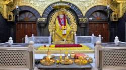 शिर्डीत साईबाबांच्या द्वारकामाईत दीपोत्सव!
