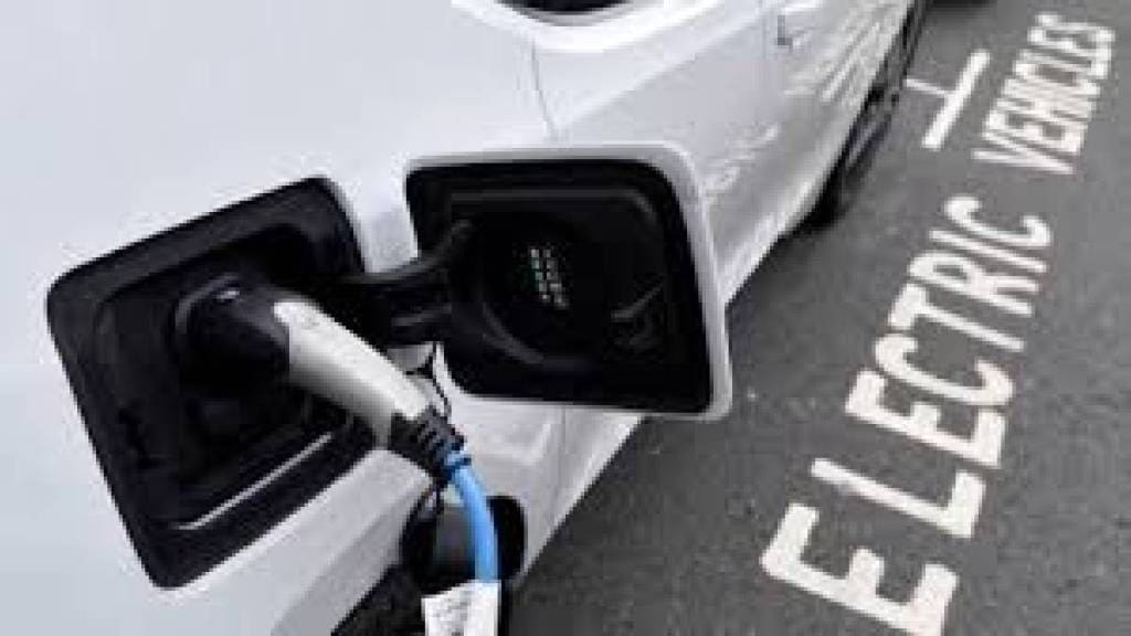 municipal corporation to set up 22 EV charging stations in Pimpri Chinchwad