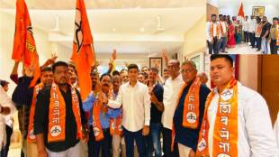 former corporators umar dadamiya engineer and deepa gaikwad joined shiv sena shinde faction