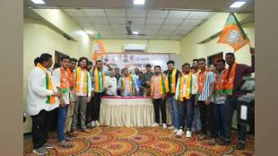 over 200 activists mns and shiv sena shinde members joined BJP
