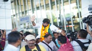 farmer leader bachchu Kadu ended 30 hour protest