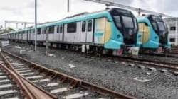मेट्रो ३ मार्गिकेवरील गाडीत तांत्रिक बिघाड, चालत्या मेट्रो गाडीतून उडाल्या ठिणग्या; प्रवाशांना सुखरुप बाहेर काढण्यात यश