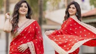 veena jagtap red saree traditional look