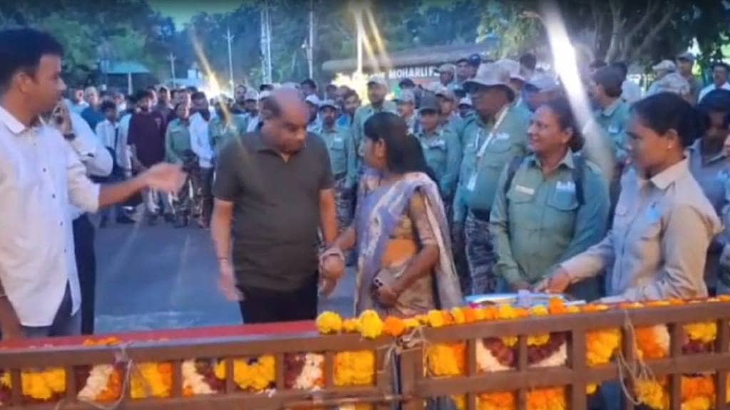 MP Pratibha dhanorkars protest at Tadoba management promised rate hike solution
