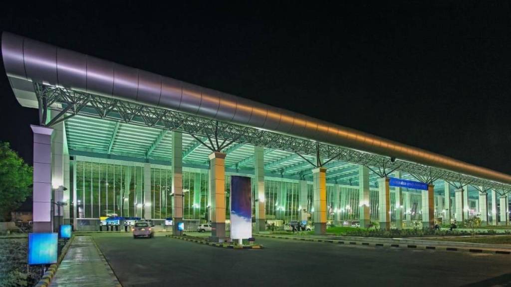 nagpur airport cabinet delays land transfer proposal