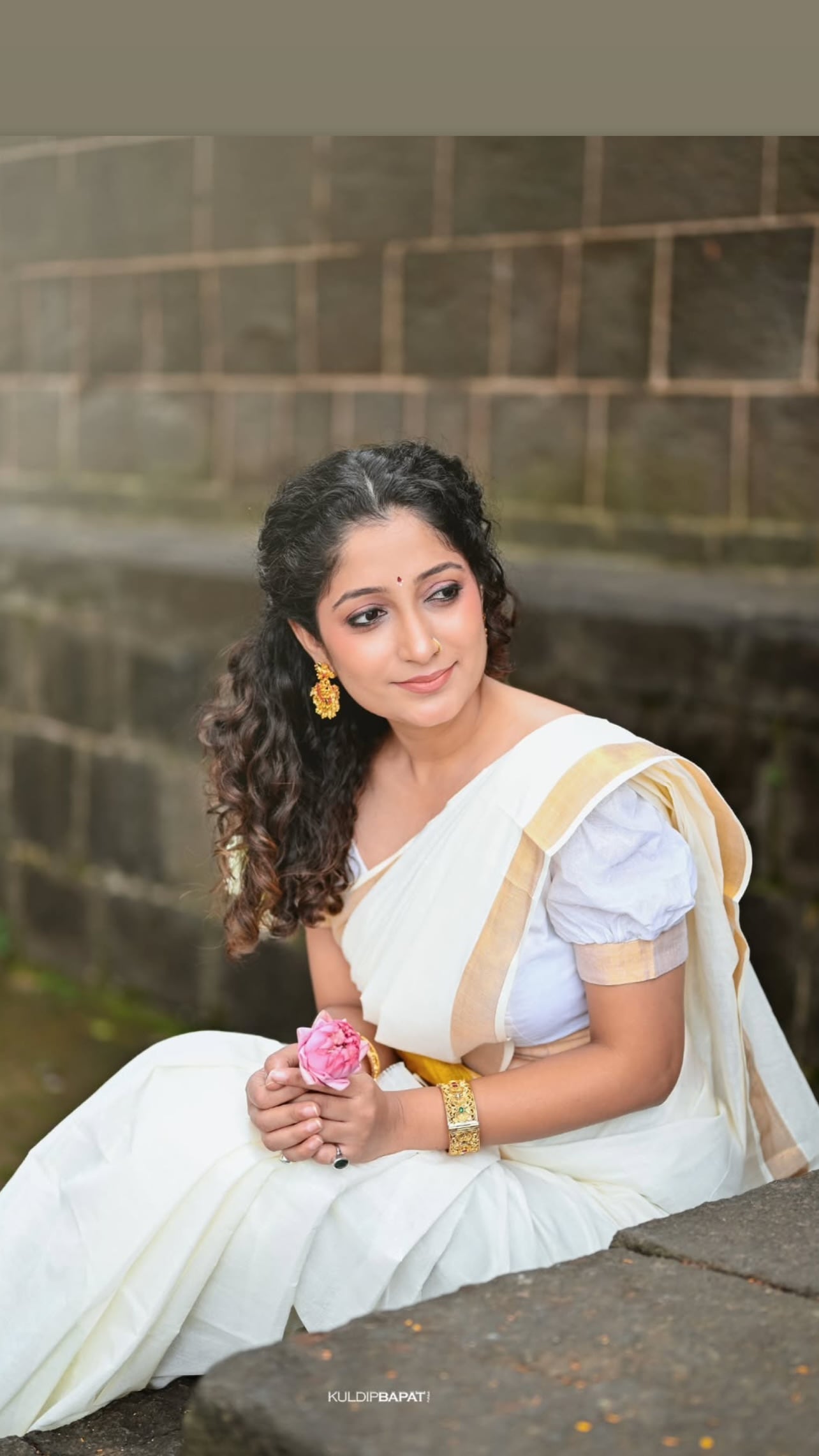Pallavi Patil White Saree Look