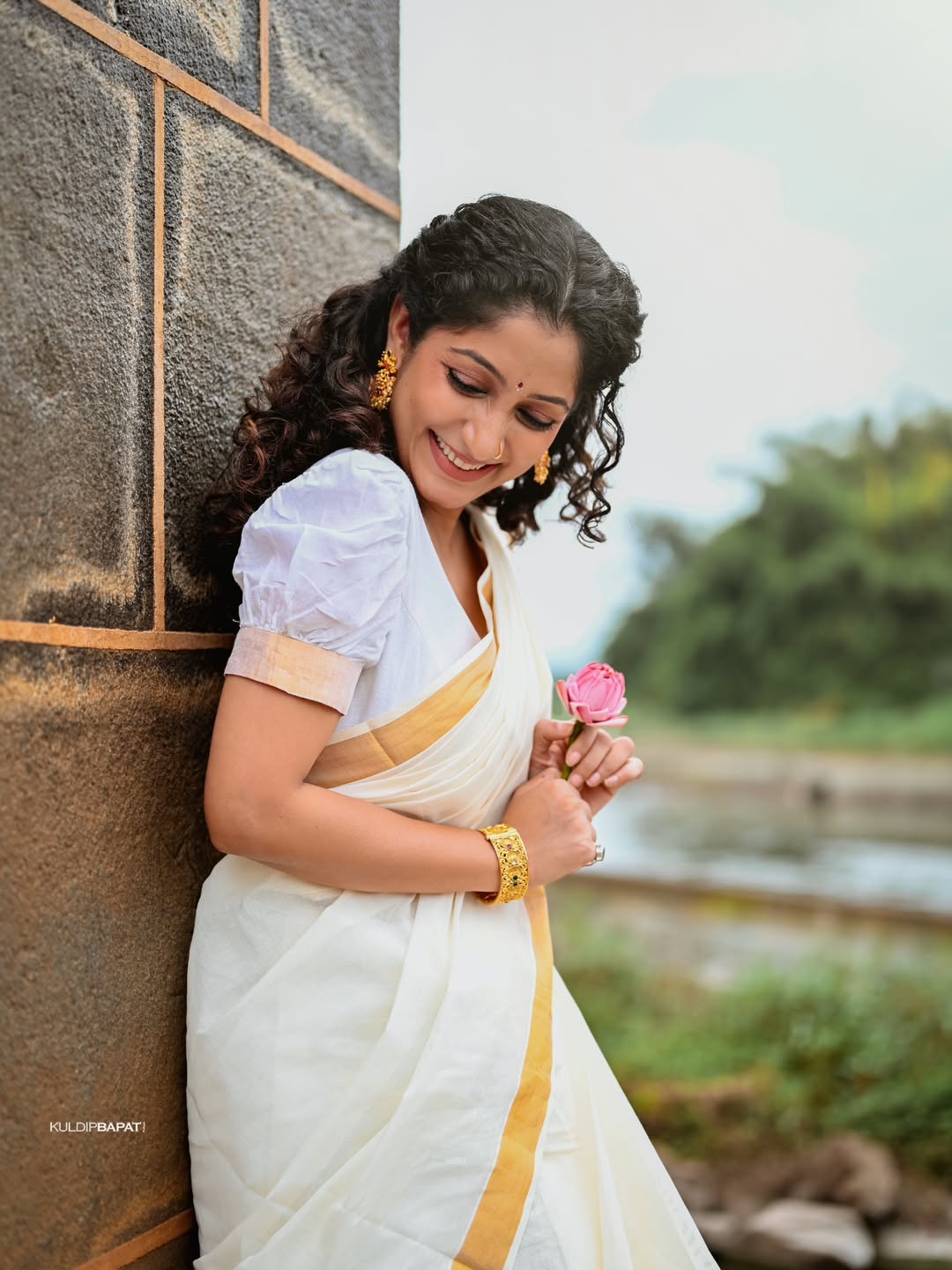 Pallavi Patil White Saree Look