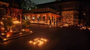 Deepotsav on Parvati in the presence of Pune residents