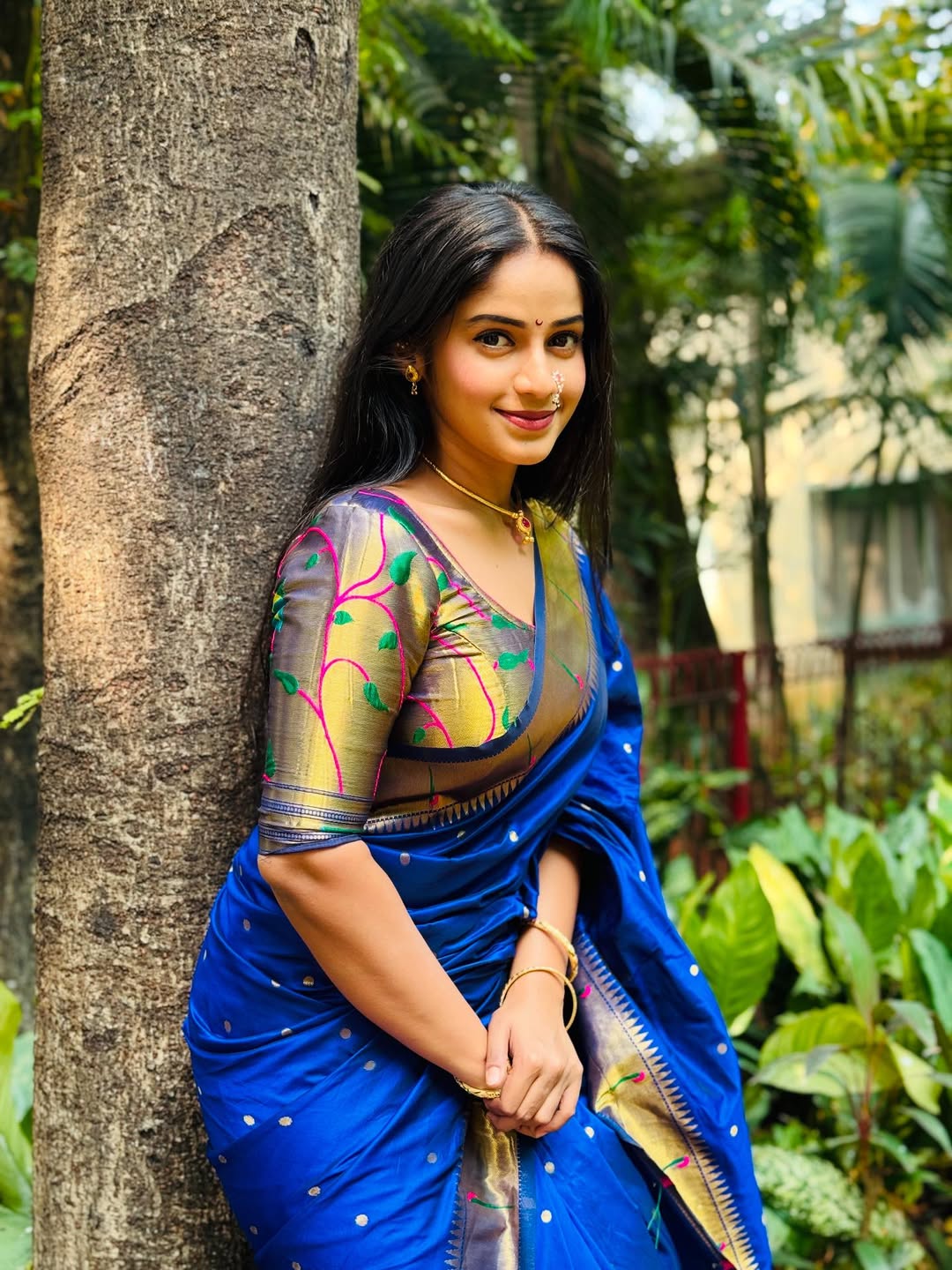 Prapti Redkar Blue Muniya Paithani Saree