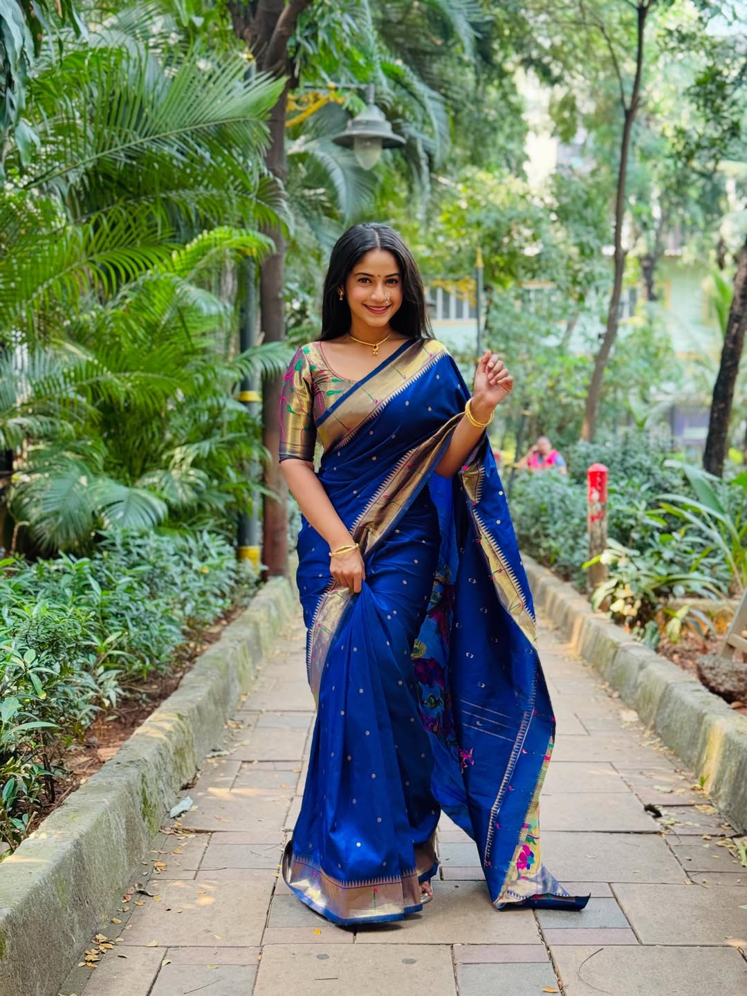 Prapti Redkar Blue Muniya Paithani Saree