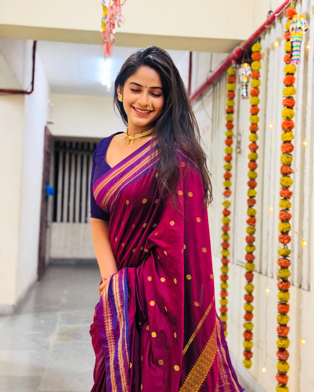 Prapti Redkar Blue Muniya Paithani Saree