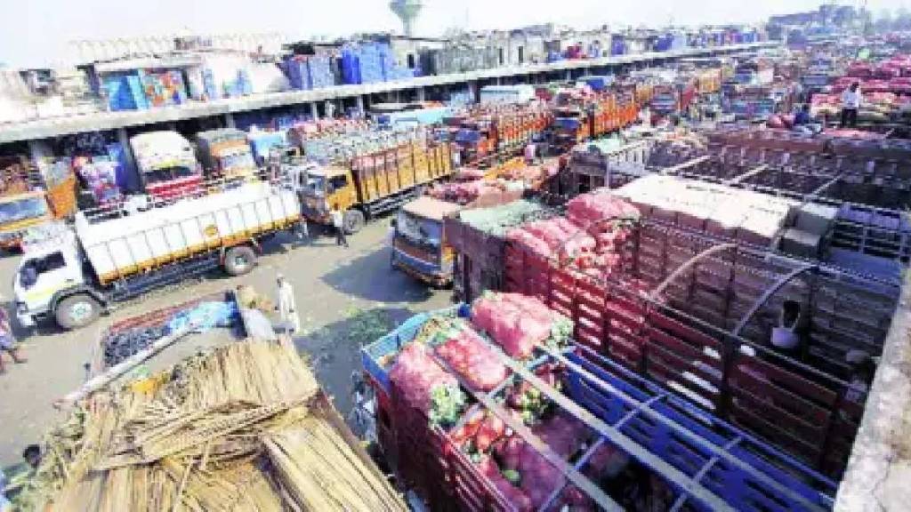 Prices have fallen due to increased arrival of vegetables in Mumbai APMC market Prices have fallen due to increased arrival of vegetables in Mumbai APMC market
