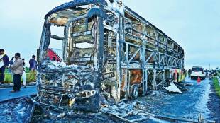 20 people dead in private bus fire accident in Kurnool Andhra Pradesh